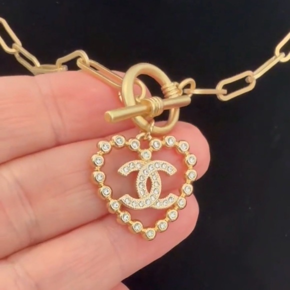 CHANEL zipper pull necklace on paper clip chain - Picture 2 of 4